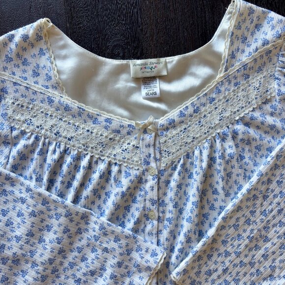 Nightgown Amanda Stewart Ditsy Floral Lace And Satin Trim Cottage Core Knit - Picture 2 of 3